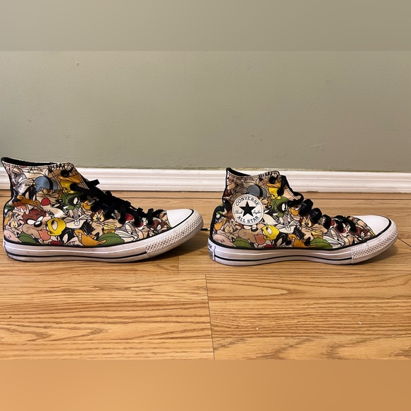 Looney Tunes Characters X Converse Chuck Taylor Sneakers - Picture 3 of 13